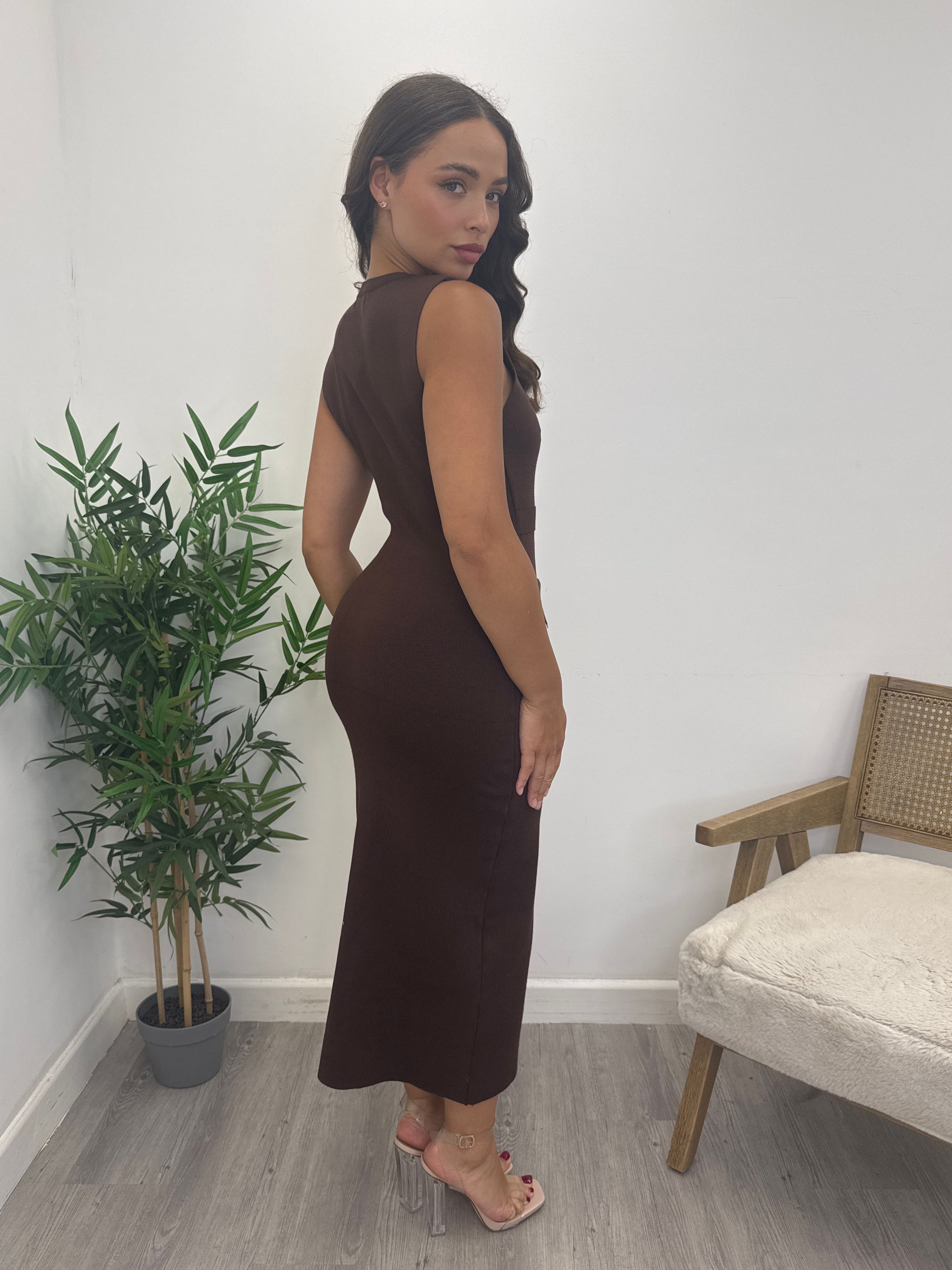 Chocolate Brown Sleeveless Gold Button Midi Dress with Belt Buckle Det FROW Wholesale Chocolate Brown Sleeveless Gold Button Midi Dress with Belt Buckle Det FROW Wholesale